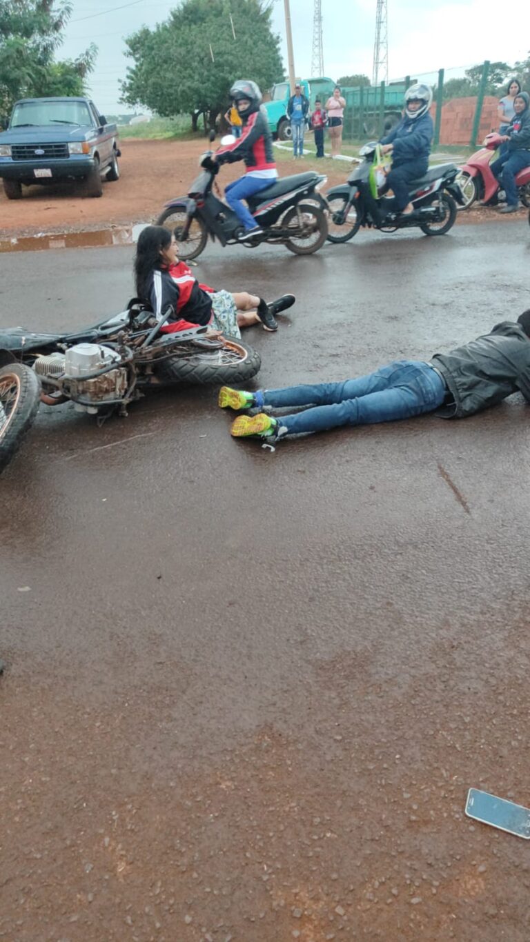 Tempranero Accidente de Tránsito en el Barrio Obrero: Dos Motocicletas Involucradas