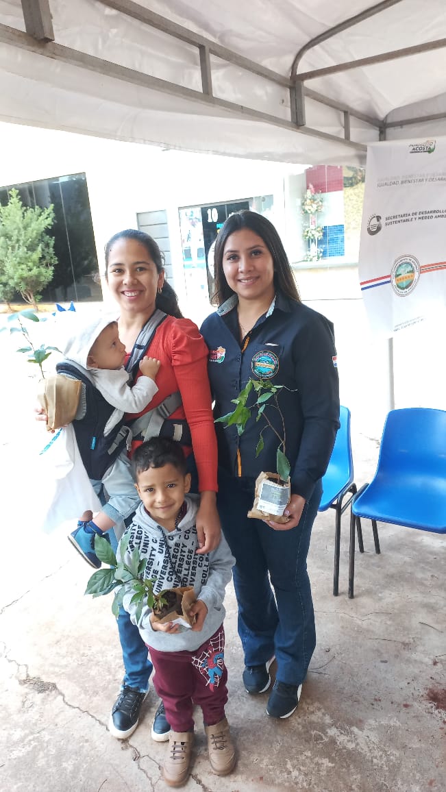 Gobernación de Amambay celebró el Día del Árbol con una Gran Entrega de Plantines Nativos!