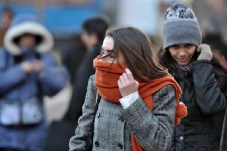 El frío llegó para quedarse: temperatura mínima de 7 grados para estos días