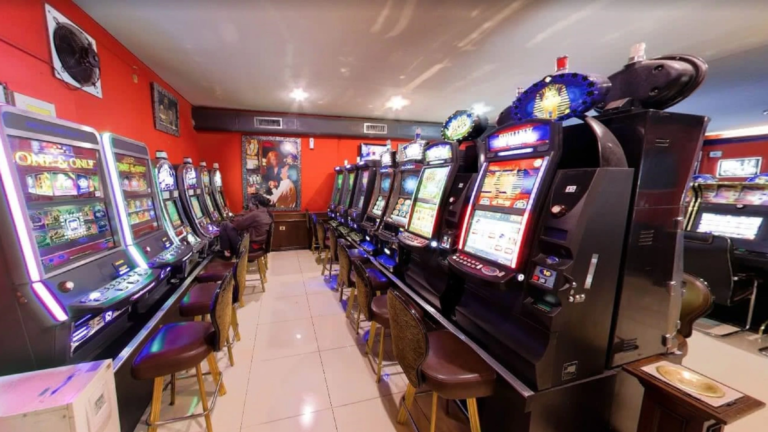 Hombres armados asaltan a plena luz del día un casino en Asunción