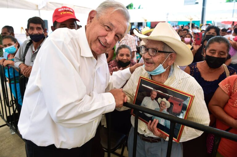 López Obrador: Claves del sexenio en los pequeños detalles.