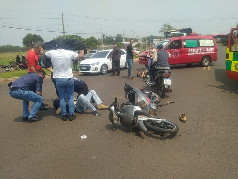 Motociclista de 16 años muere tras chocar contra camioneta en ruta